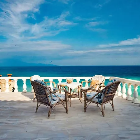 Casa Del Mar Nyaraló *